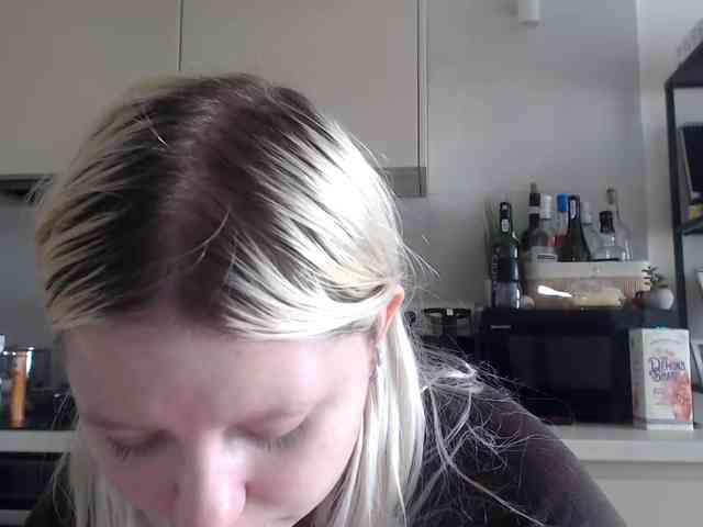 LenaHoney20 webcam