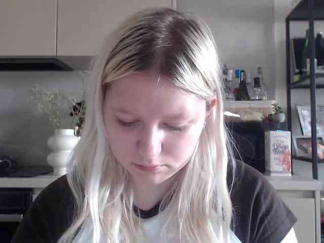 LenaHoney20 webcam
