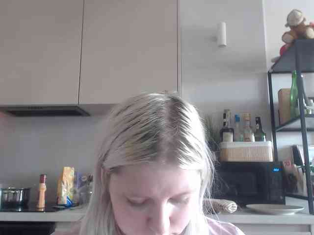 LenaHoney20 webcam