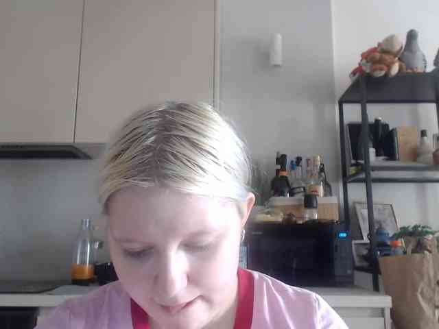 LenaHoney20 webcam