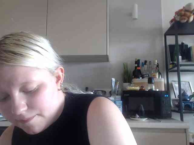 LenaHoney20 webcam