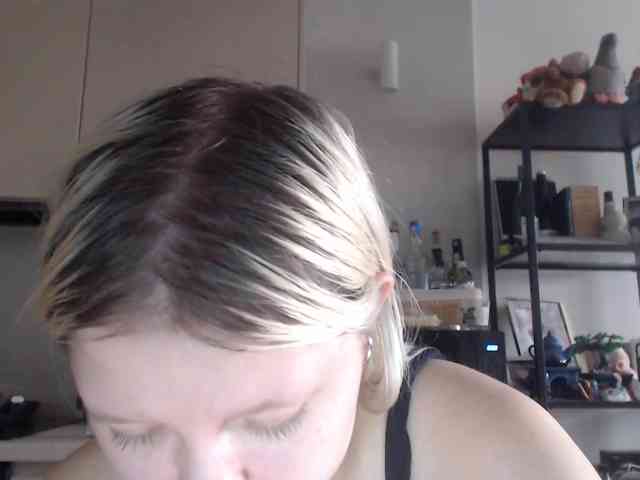 LenaHoney20 webcam