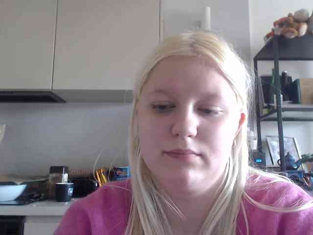 LenaHoney20 webcam