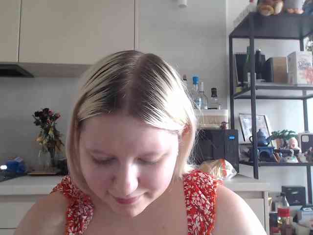 Model: LenaHoney20
