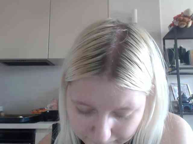 LenaHoney20 webcam