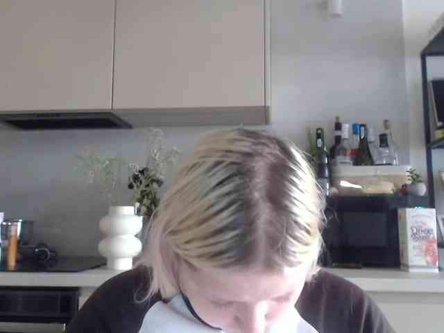 LenaHoney20 webcam