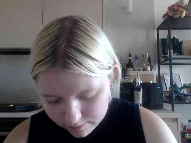 LenaHoney20 webcam