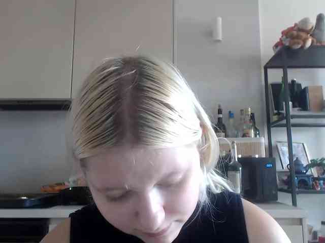 LenaHoney20 webcam