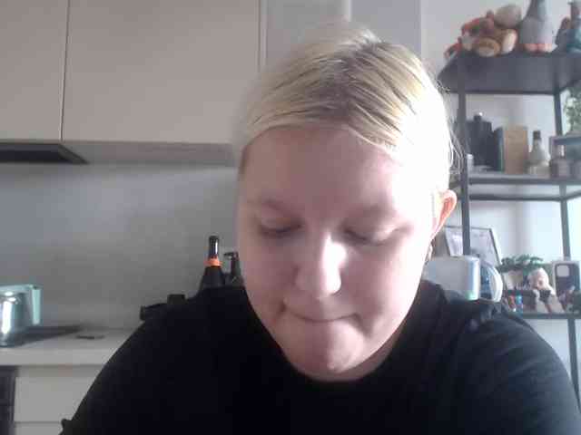 LenaHoney20 webcam
