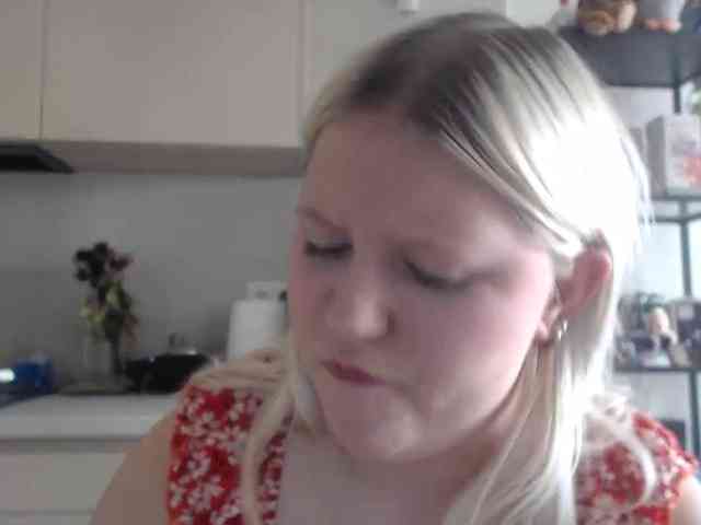 LenaHoney20 webcam
