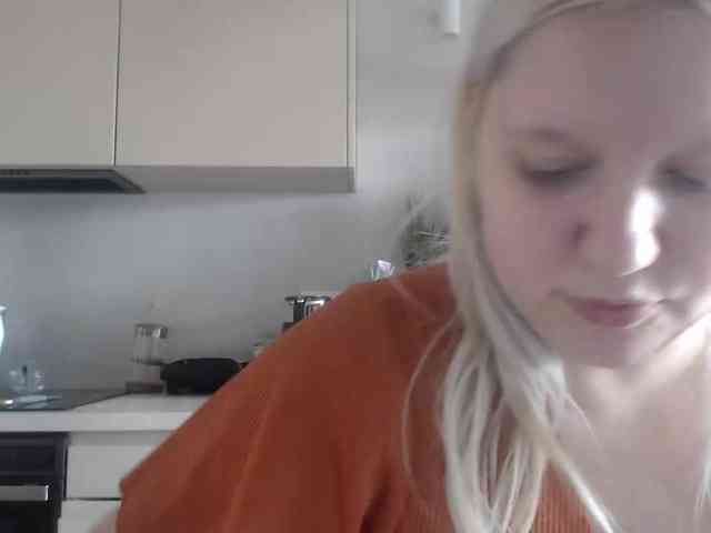LenaHoney20 webcam