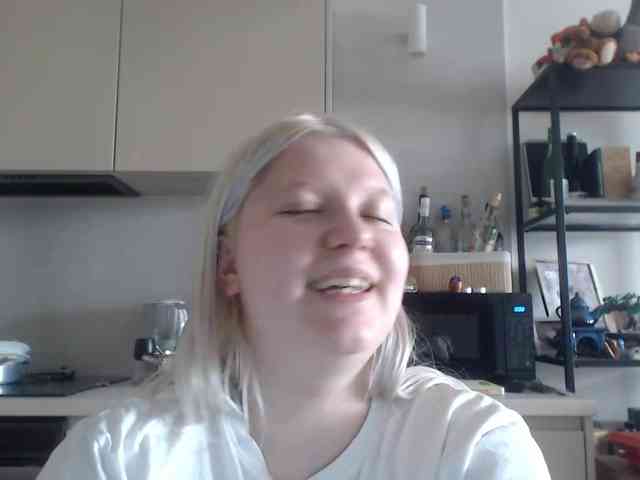 LenaHoney20 webcam