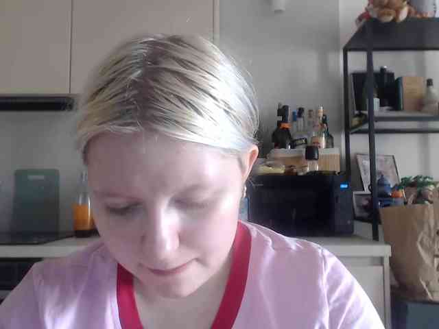 LenaHoney20 webcam