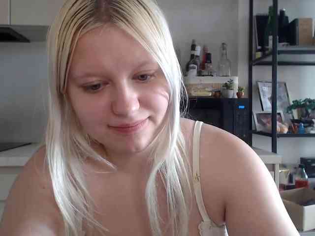 LenaHoney20 webcam