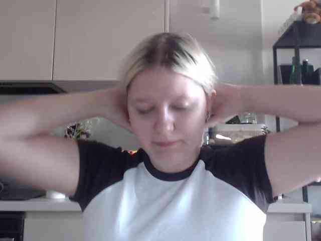LenaHoney20 webcam