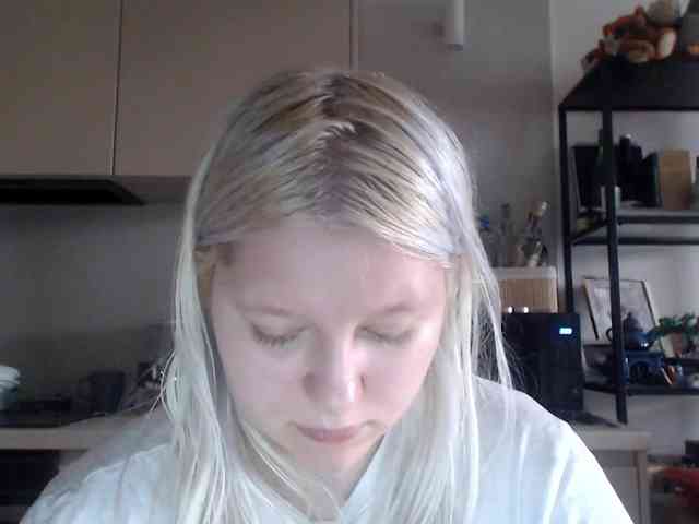 LenaHoney20 webcam