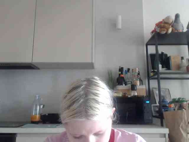 LenaHoney20 webcam