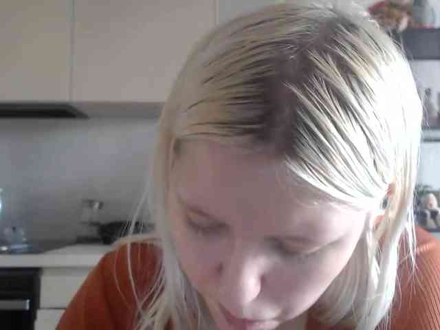 LenaHoney20 webcam