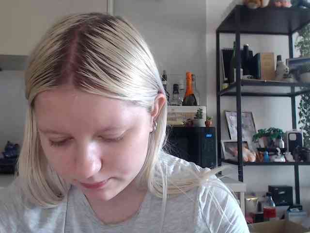 LenaHoney20 webcam