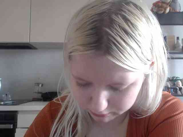 LenaHoney20 webcam