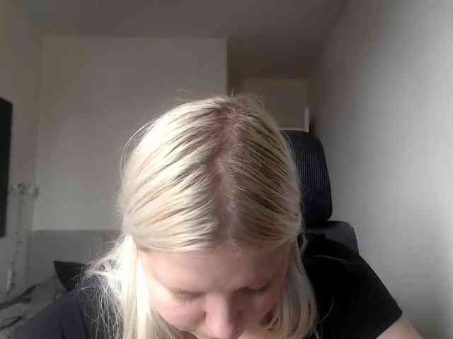 LenaHoney20 webcam