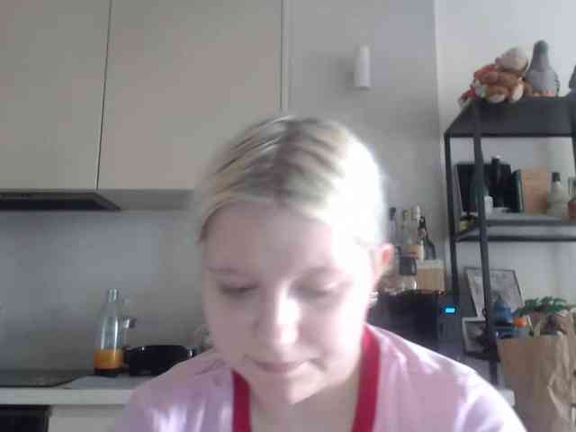 LenaHoney20 webcam