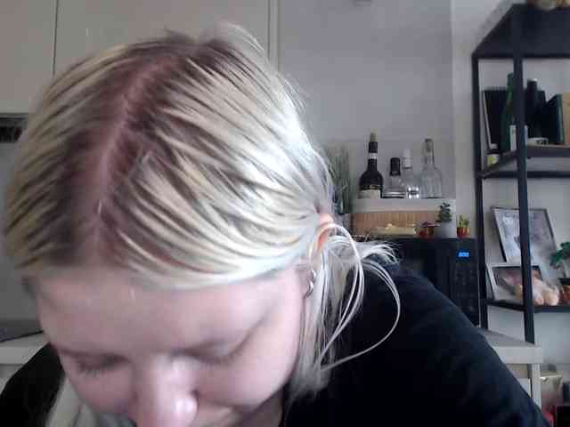 LenaHoney20 webcam