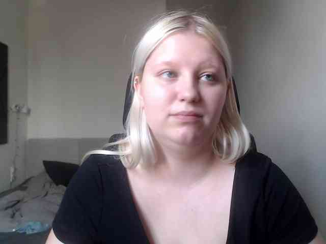 LenaHoney20 webcam