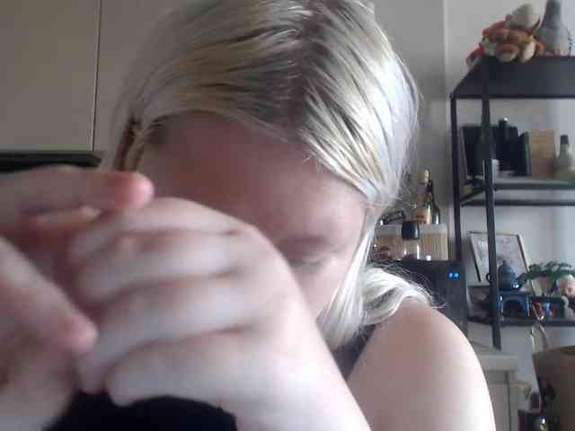 LenaHoney20 webcam