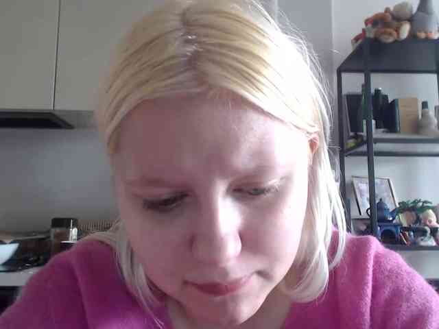 LenaHoney20 webcam