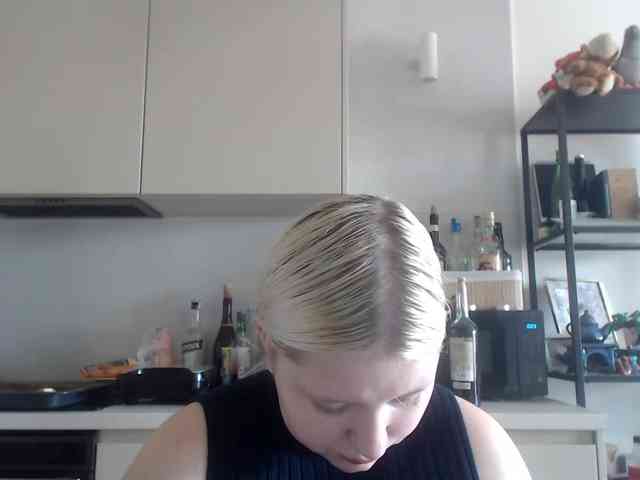 LenaHoney20 webcam