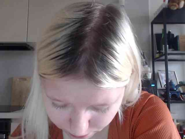LenaHoney20 webcam