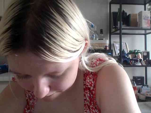 LenaHoney20 webcam