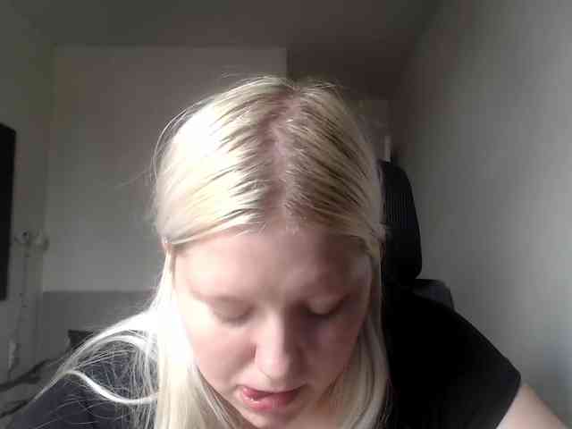 LenaHoney20 webcam