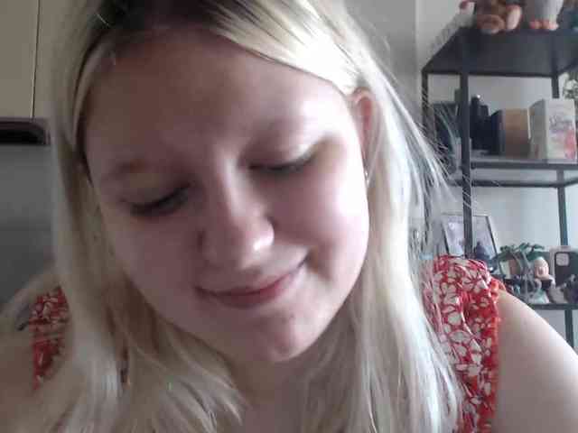 LenaHoney20 webcam