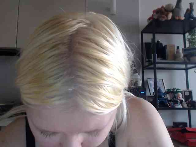 LenaHoney20 webcam