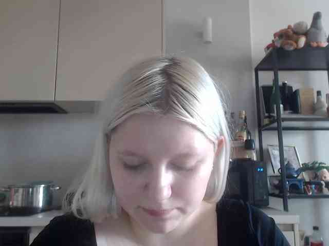 LenaHoney20 webcam