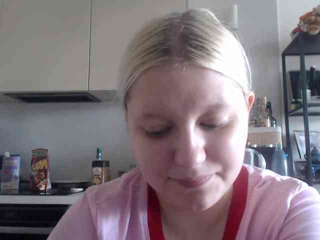 LenaHoney20 webcam
