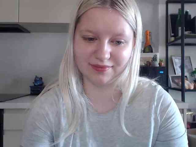 Model: LenaHoney20
