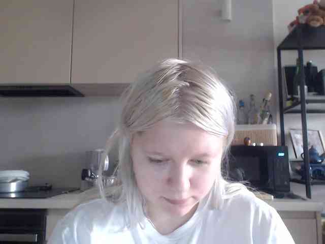 LenaHoney20 webcam