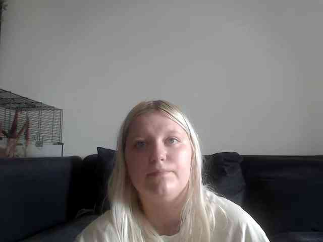 LenaHoney20 webcam
