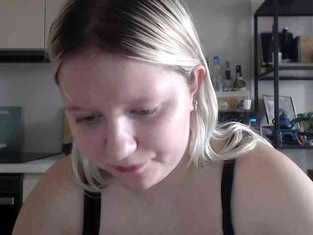 Model: LenaHoney20