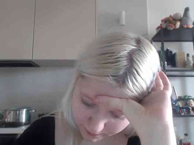 LenaHoney20 webcam