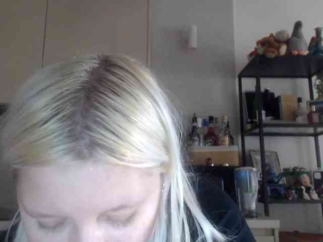 LenaHoney20 webcam