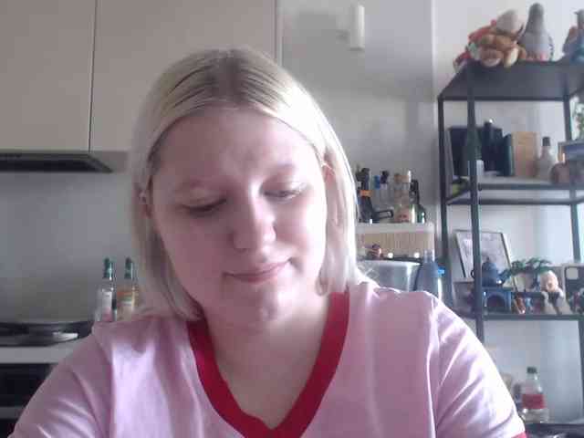 Model: LenaHoney20