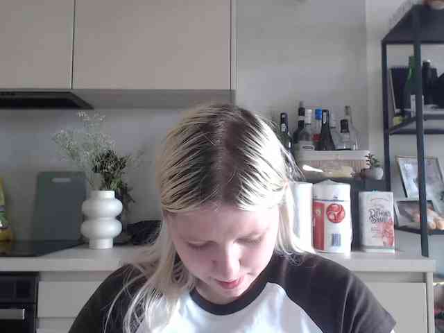 LenaHoney20 webcam