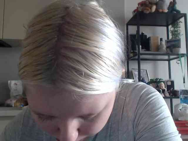 LenaHoney20 webcam