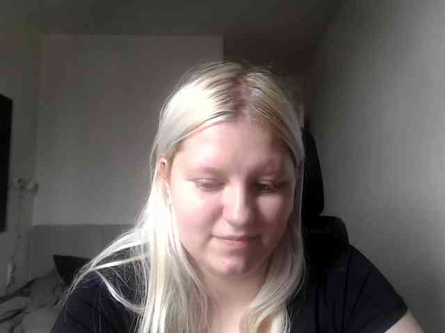 LenaHoney20 webcam