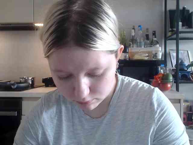 LenaHoney20 webcam