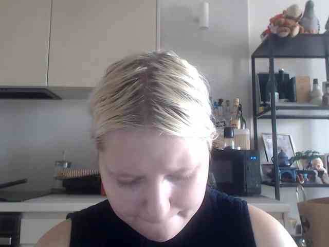 LenaHoney20 webcam